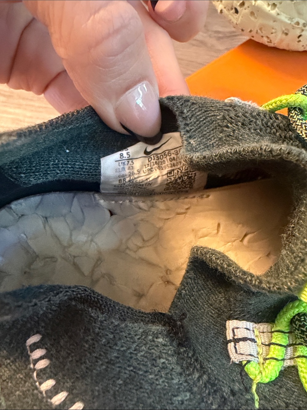 Nike Men's Flyknit Athletic Sneakers in Dark Green and Neon Yellow - Picture 2 of 4
